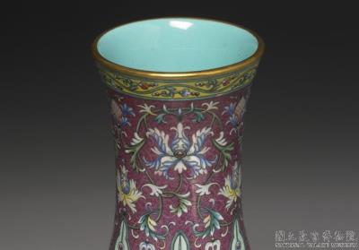 图片[2]-Double-layered vase with openwork dragon design-China Archive